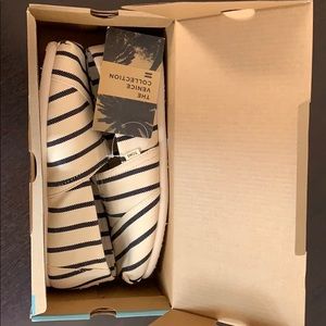 Toms Women’s striped canvas slip on shoe